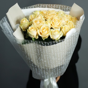 Букет из 19 роз Аваланж (70 см) в Мытищах