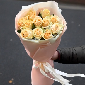 Букет из 11 роз Пич Аваланж (60 см) в Мытищах