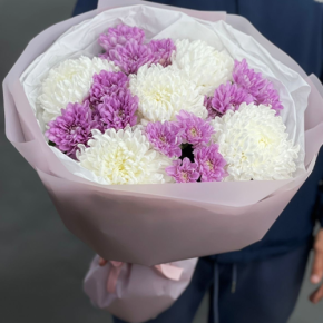 Букет "Вместе с тобой" из нежных хризантем в Мытищах