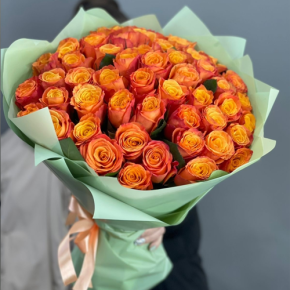 Букет из 71 огненной розы (40 см) в Мытищах