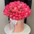 Композиция в шляпной коробке из 113 пионов Корал Шарм в Мытищах Композиция в шляпной коробке из 113 пионов Корал Шарм в Мытищах